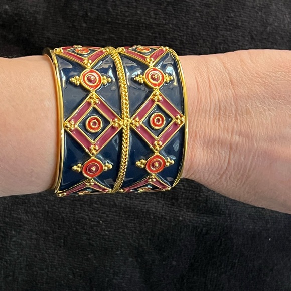 Vintage Tory Burch Wide Enamel Metal Cuff Bracelet Navy Blue Red Gold Geometric - Picture 2 of 5